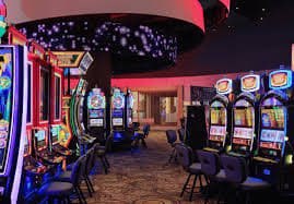 Tim kaisarpoker dan infrastruktur studio live-dealer